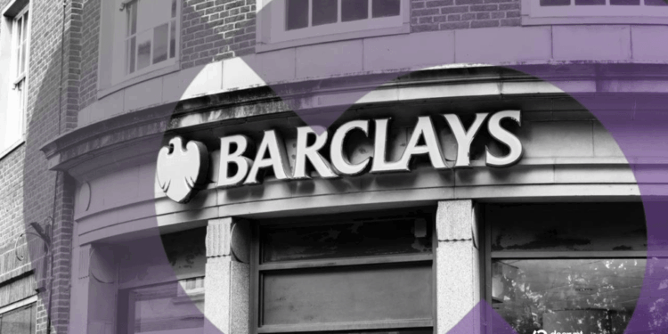 Barclays, el coloso bancario, considera entrar en el mundo de los pagos con criptomonedas según Bloomberg.