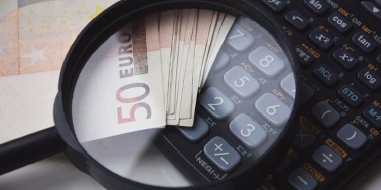 Claves del análisis técnico: Descubre el futuro de BBVA, Unicaja, Cellnex y más en el mercado financiero. 1 Claves del análisis técnico: Descubre el futuro de BBVA, Unicaja, Cellnex y más en el mercado financiero.