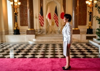 Un desmentido hunde un 75% la criptomoneda que llevaba el nombre de la primera ministra japonesa