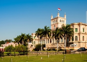 Paraguay transforma miles de equipos incautados en una gigantesca mina de Bitcoin