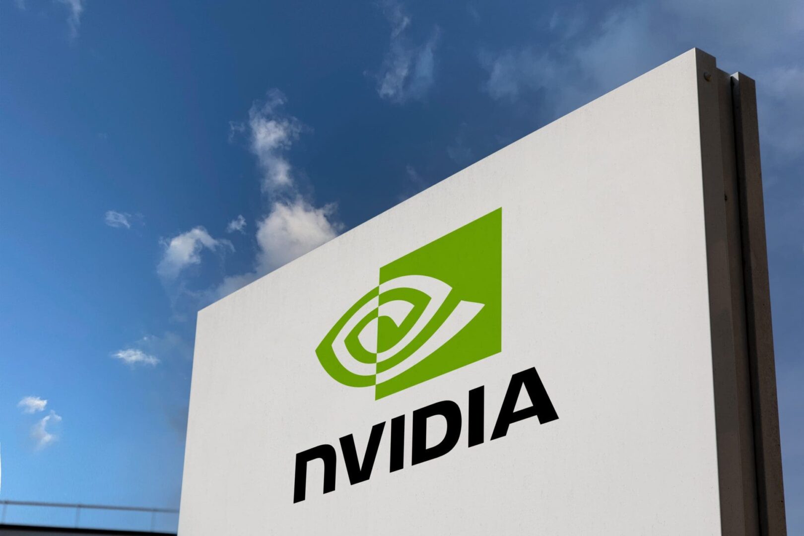 ¿Por qué un magnate de Tesla acaba de invertir 180 millones en Nvidia y asegura que la IA apenas comienza?
