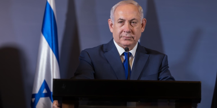 Israel apunta al próximo líder iraní en plena escalada y Bitcoin resiste al shock