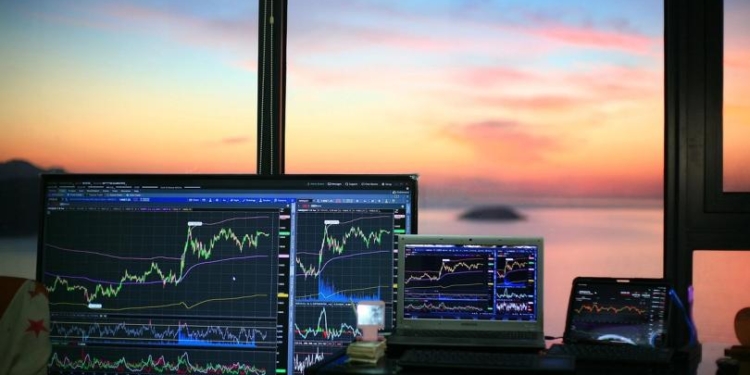 Las criptomonedas estallan: ETH, SOL y XRP se disparan un 8% mientras Bitcoin alcanza los $72,000 1 Las criptomonedas estallan: ETH, SOL y XRP se disparan un 8% mientras Bitcoin alcanza los $72,000