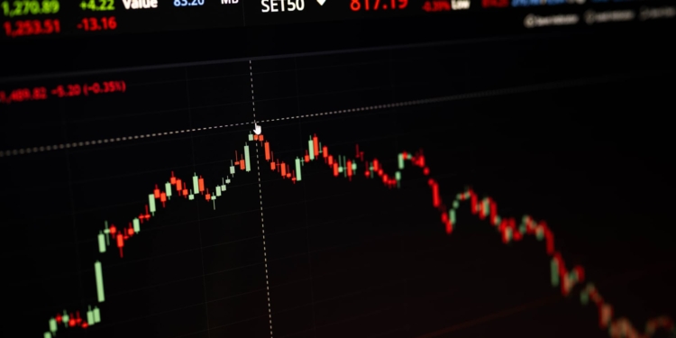 Caída de Bitcoin sacude al ecosistema cripto: ¿llegó la hora de la verdad?