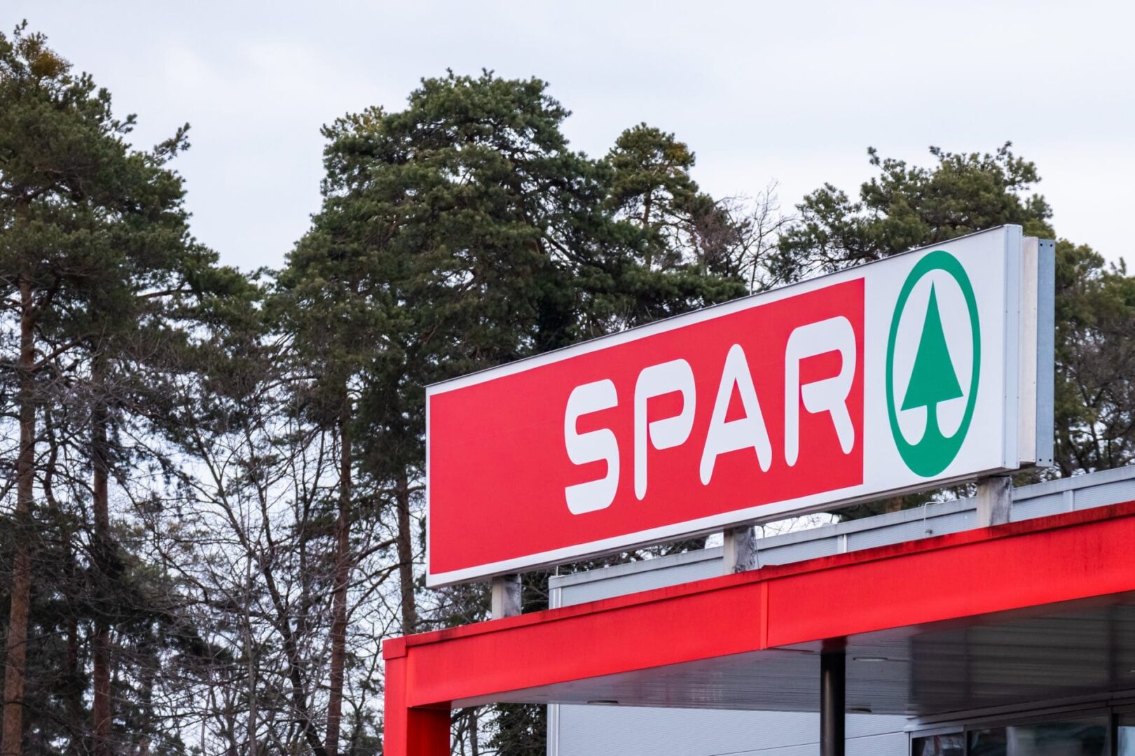 ¿Pagar la compra con criptomonedas? 137 supermercados Spar en Suiza ya aceptan Cardano