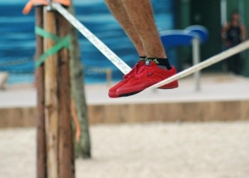 Las sombras del colapso: ¿Está Bitcoin a las puertas de una caída aún más severa?