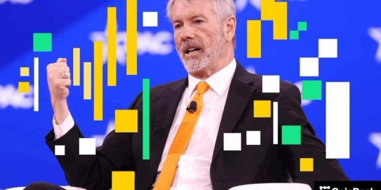 Strategy (MSTR) acumula 17,994 bitcoins en una semana y alcanza casi 740,000 monedas en su cartera.