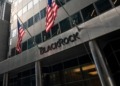BlackRock convierte Ethereum en fuente de ingresos: su nuevo ETF con staking despierta expectativas