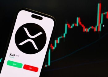 XRP al borde del despegue: analista pronostica 2,55 dólares, ¿arranca el rally?