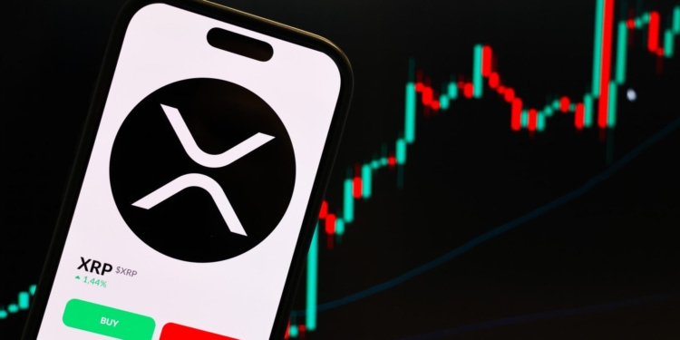 XRP al borde del despegue: analista pronostica 2,55 dólares, ¿arranca el rally?