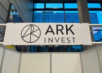 125 millones en juego: ARK Invest y Kraken apuestan por una cripto IA que promete cambiar las reglas del juego