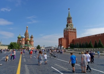 La ruta clandestina de las criptomonedas rusas que burlaron las sanciones a Irán