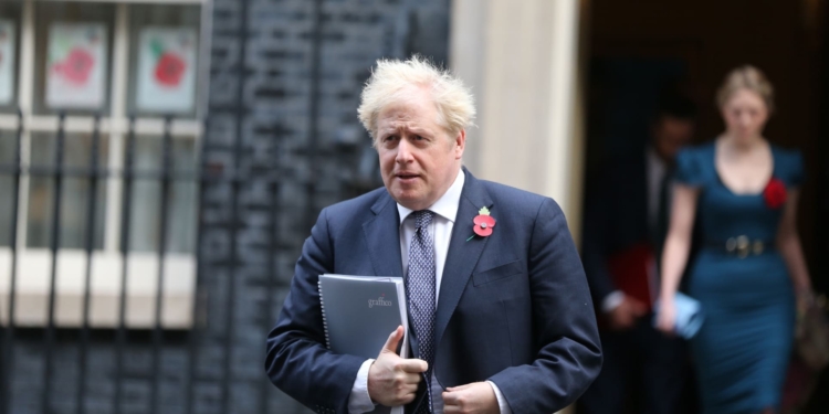 Pulso entre Boris Johnson y Michael Saylor: ¿Bitcoin, enorme esquema Ponzi o futuro financiero? 1 Pulso entre Boris Johnson y Michael Saylor: ¿Bitcoin, enorme esquema Ponzi o futuro financiero?