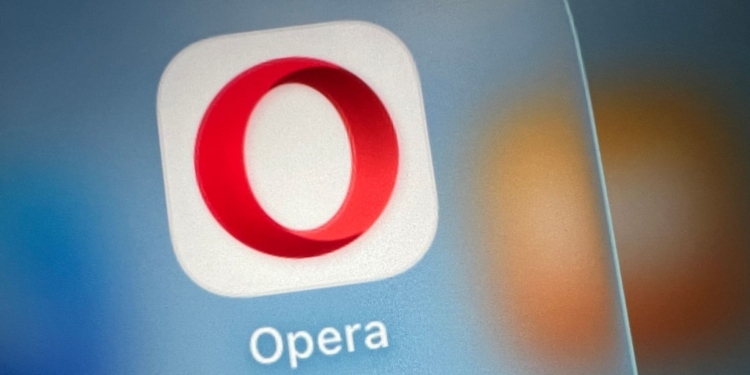 Opera abandona el dólar y paga en CELO: ¿revolución cripto en el navegador?