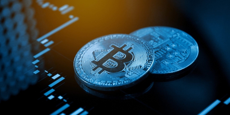 Bitcoin al borde del colapso: expertos advierten riesgo de caída hasta 43,000 dólares