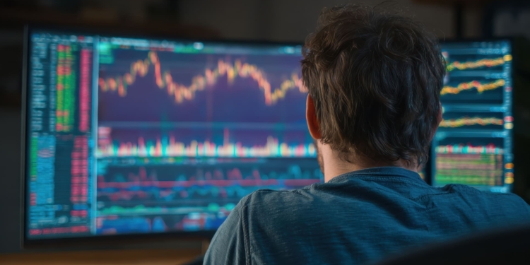 Bitcoin en vilo: la advertencia de Newsbit que inquieta y la señal que mantiene la esperanza