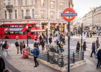 La huida de inversores de los bonos británicos: ¿primer aviso de una crisis para la economía mundial?