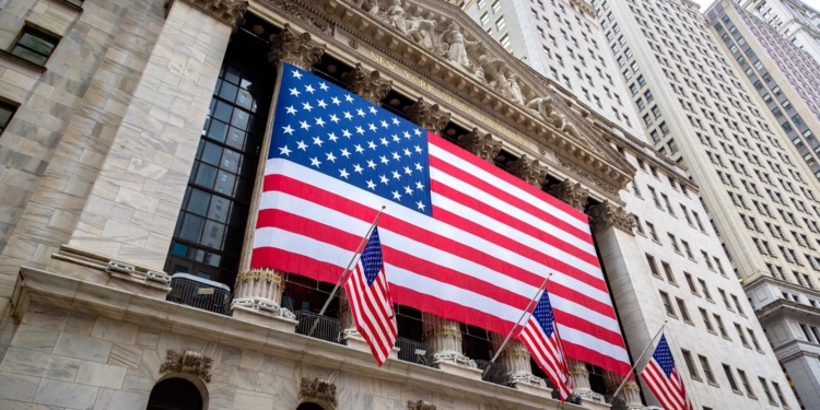 Crisis en Irán, el detonante inesperado de un mega repunte en Wall Street