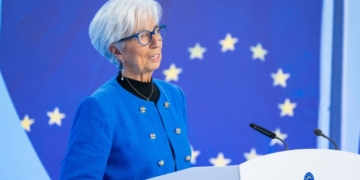 BCE congela tipos y lanza la alarma: ¿podría la guerra en Irán desatar una espiral inflacionaria?