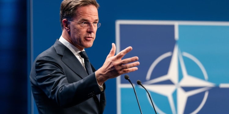 El sorprendente respaldo de Rutte a Trump en la crisis con Irán que alarma a Europa