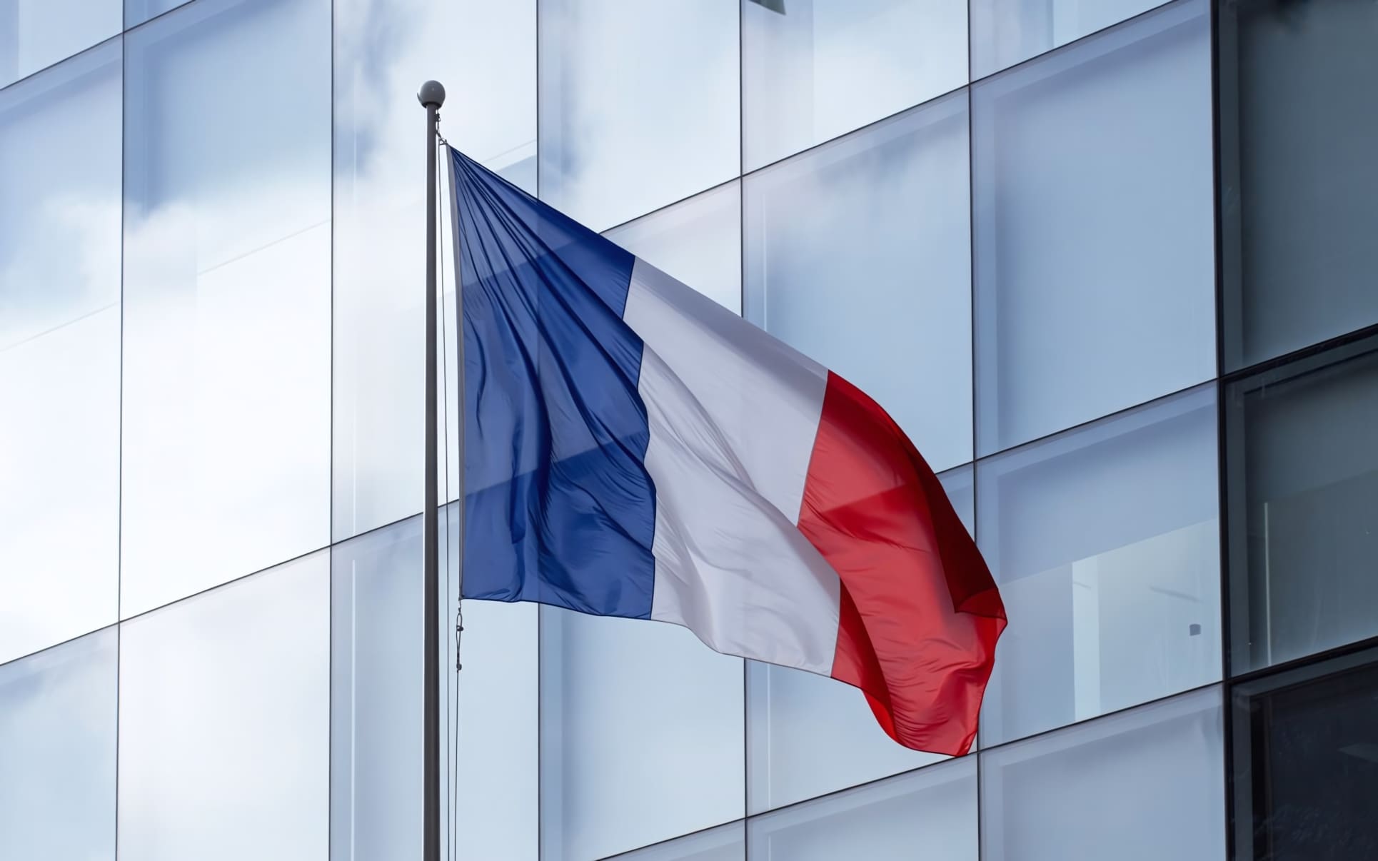 Daniel Craig Celebrity MaskDurable card mask with large eye and mouth holes to ensure 1 Daniel Craig Celebrity MaskDurable card mask with large eye and mouth holes to ensure