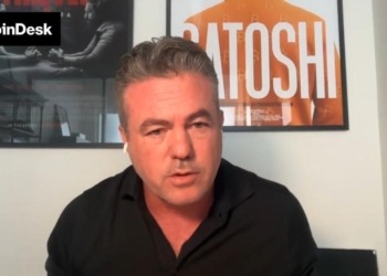 En la caza de Satoshi: cineastas exploran el enigma más grande de las criptomonedas