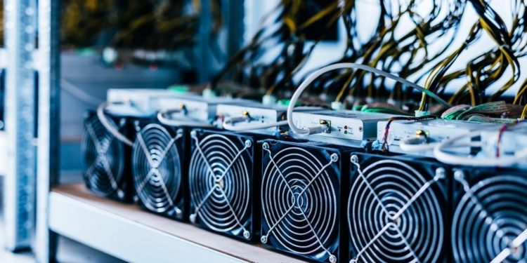 Uzbekistán lanza un paraíso fiscal para atraer a los mineros de criptomonedas