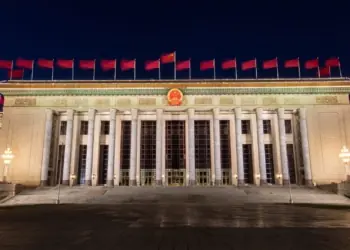 Estados Unidos intensifica la lucha contra el saqueo de inteligencia artificial por parte de empresas chinas.