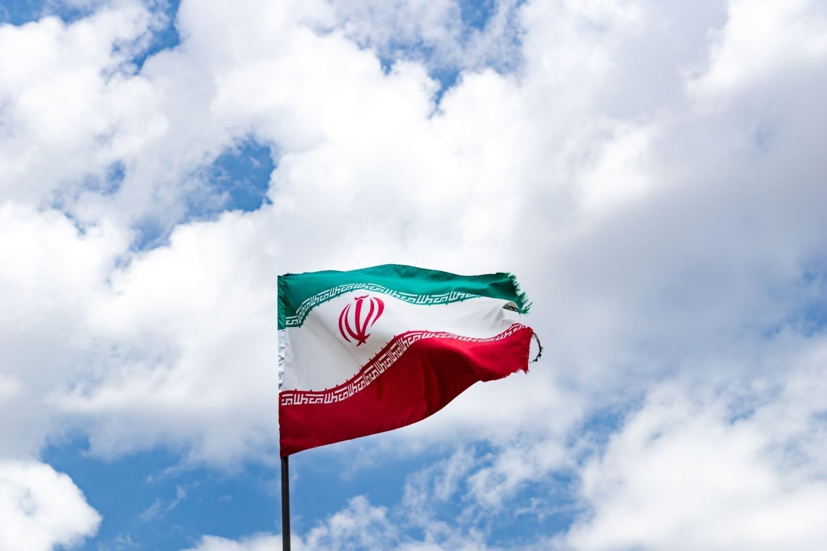 Estados Unidos congela 344 millones en criptomonedas iraníes en una impactante operación económica