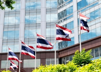 Tailandia da un giro a las criptomonedas: nuevas normas para cripto-derivados y consulta abierta al público.