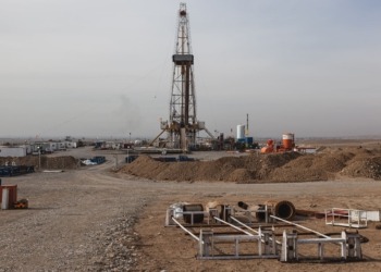 Tras las amenazas de Trump, Irán ataca refinería en Kuwait y planta de gas en Abu Dabi: qué puede pasar ahora