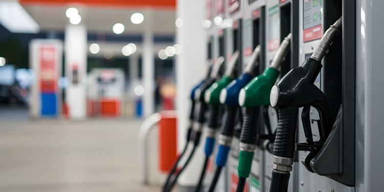 Gasolineras al rojo vivo: ¿qué provoca el récord en los precios del diésel y la gasolina?
