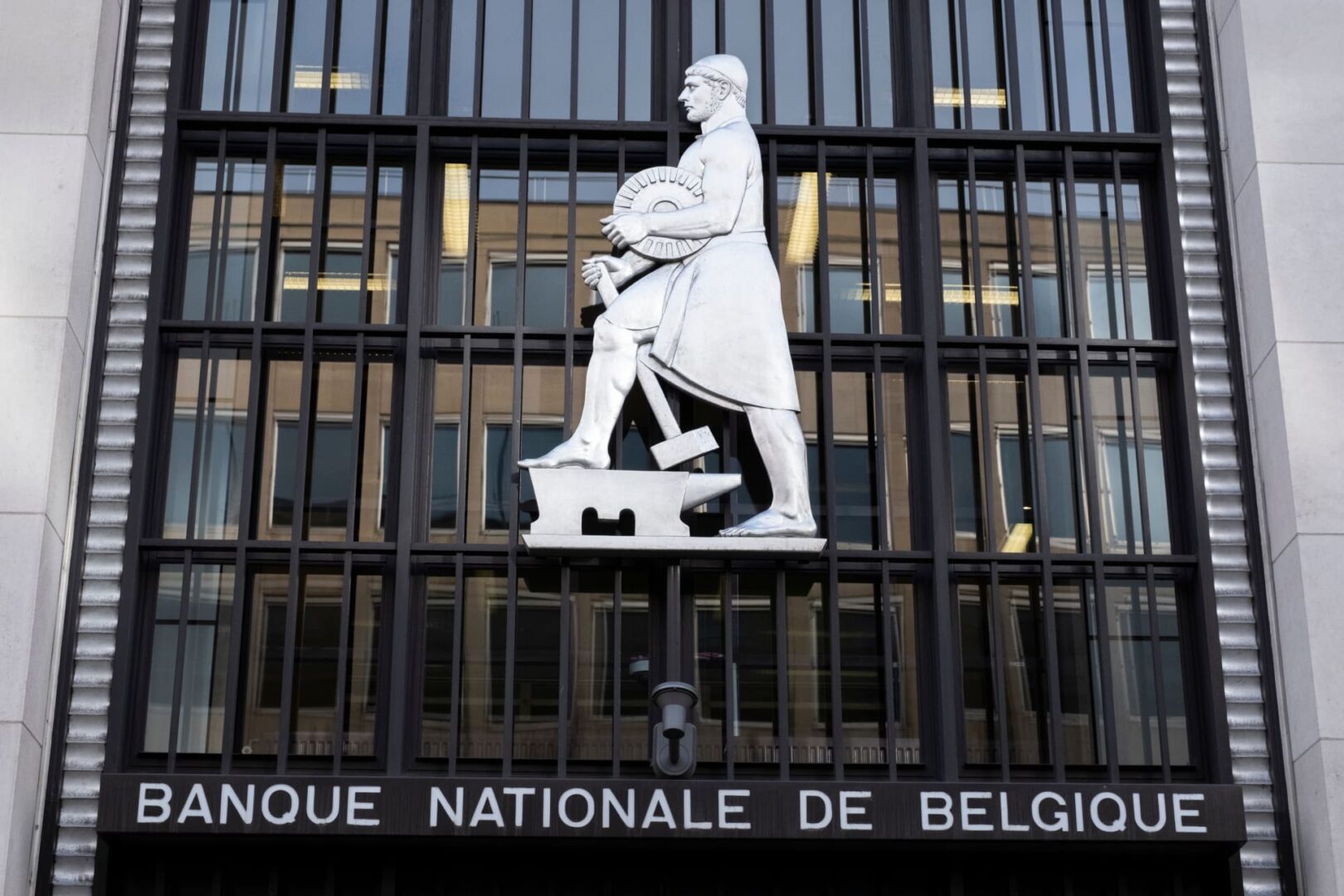 Bélgica agota los fondos en plena crisis energética europea y dispara la alarma