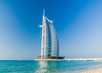 Sorpresa en los mercados: la bolsa de Dubái se dispara un 8,5% tras el alto el fuego y protagoniza su mayor repunte en una década