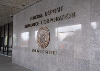 La FDIC desvela la hoja de ruta de Trump para las stablecoins: ¿qué exigirá a los bancos? 4 La FDIC desvela la hoja de ruta de Trump para las stablecoins: ¿qué exigirá a los bancos?