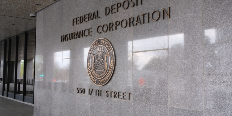 La FDIC desvela la hoja de ruta de Trump para las stablecoins: ¿qué exigirá a los bancos?