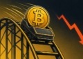 Expertos alertan sobre una posible corrección de Bitcoin tras el espectacular rally de abril.