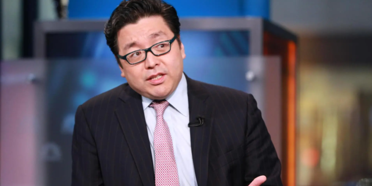 Tom Lee revela que las criptomonedas y las acciones han dejado atrás un mercado bajista oculto
