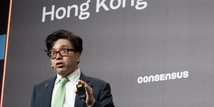 La llegada de la primavera cripto : Tom Lee revela que el gran movimiento de Bitmine con 238 millones en ether marcó el inicio.