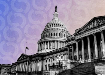 Bancos en la Penumbra: Senadores Desvelan el Impactante Acuerdo del Clarity Act sobre Stablecoins