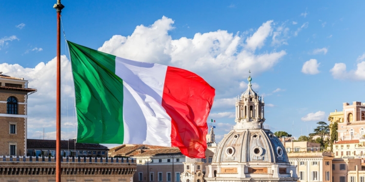 Italia da un paso audaz hacia el futuro: ¿podrían los pagos SEPA convertirse en criptomonedas? 1 Italia da un paso audaz hacia el futuro: ¿podrían los pagos SEPA convertirse en criptomonedas?