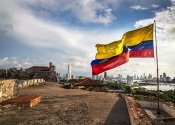 Colombia impulsa la minería de Bitcoin en la costa caribeña con energía renovable: un futuro sostenible en el horizonte.