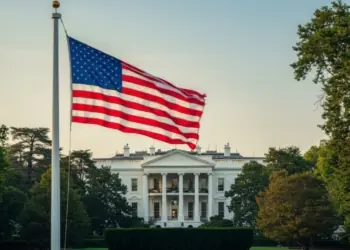 La Casa Blanca sugiere el 4 de julio como fecha clave para la ley cripto: un sorprendente regalo de cumpleaños para la nación.
