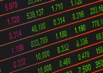 El S&P 500 alcanza un histórico volumen de opciones call de 2,6 billones de dólares: ¿qué impacto tendrá en el precio de Bitcoin?