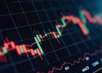 Bitcoin y altcoins se enfrían en el mercado cripto, ¿puede Wall Street marcar la diferencia?