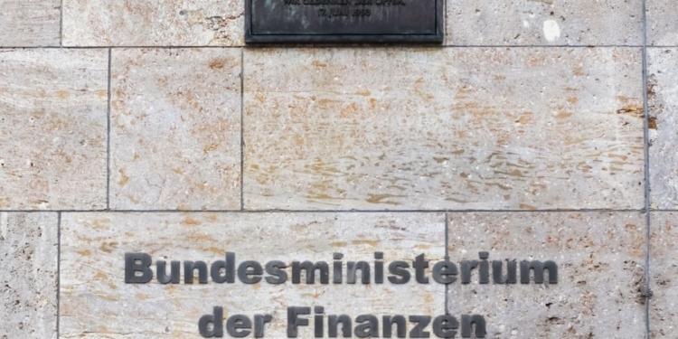 Alemania da un giro: ¿Se acabó la ventaja fiscal para las criptomonedas?