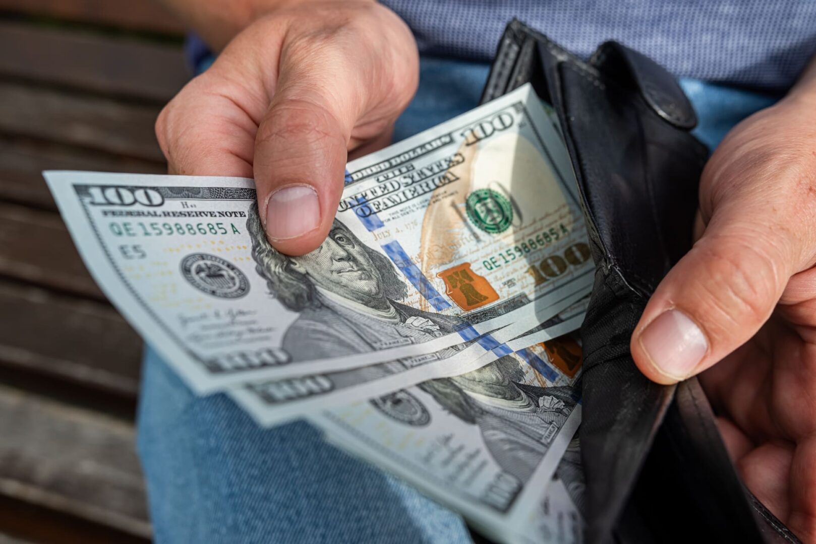 El dólar alcanza cotas históricas: su hegemonía se dispara un 220% a nivel global.