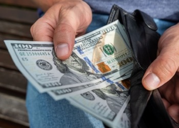 El dólar alcanza cotas históricas: su hegemonía se dispara un 220% a nivel global.