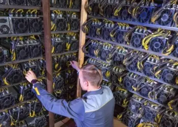 CleanSpark sufre un desplome del 9% tras decepcionantes resultados trimestrales y pérdidas en bitcoin