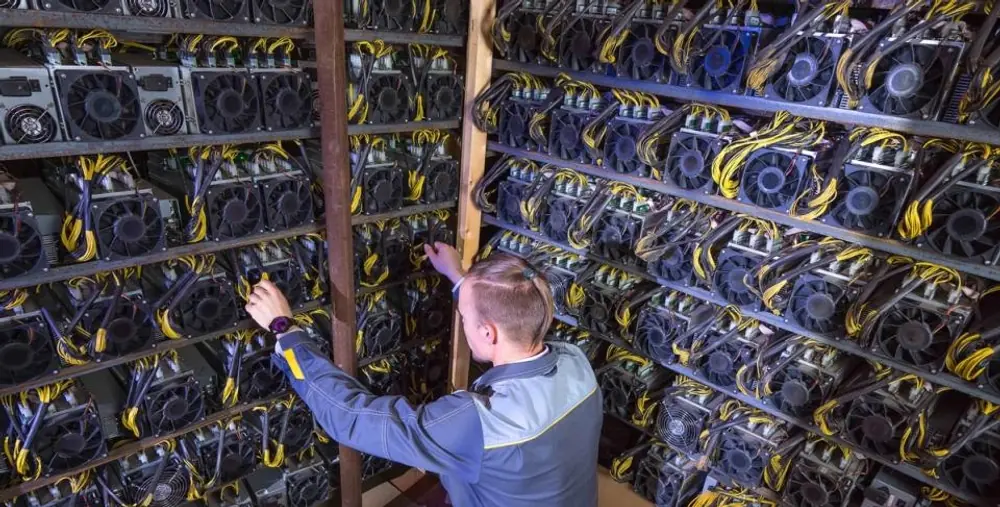 CleanSpark sufre un desplome del 9% tras decepcionantes resultados trimestrales y pérdidas en bitcoin